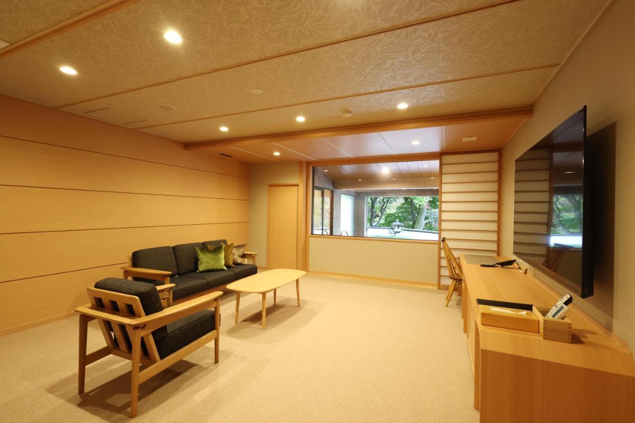 Fujiiso (Adults Only) Hotel Takayama  Bagian luar foto