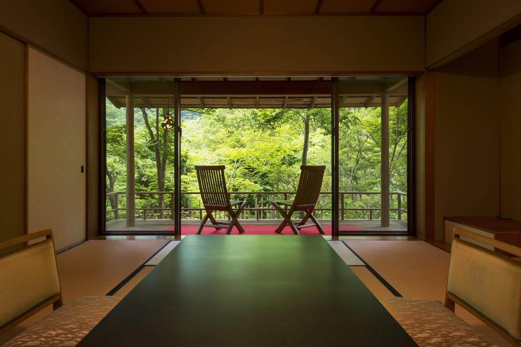 Fujiiso (Adults Only) Hotel Takayama  Bagian luar foto