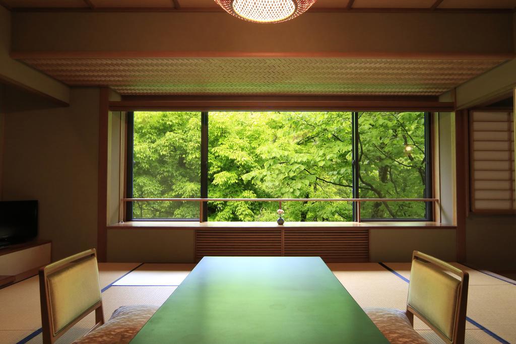 Fujiiso (Adults Only) Hotel Takayama  Bagian luar foto